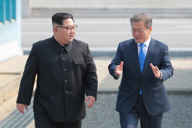 남북정상 첫 만남(2018년 4월 27일)